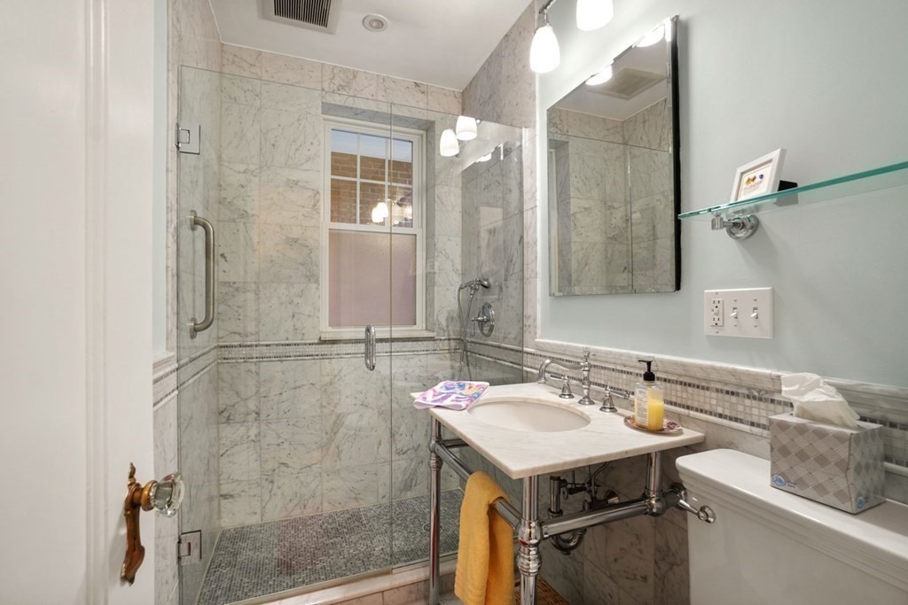 60 Browne Street, Unit 3 Brookline, MA 02446 - Photo 19 of 24