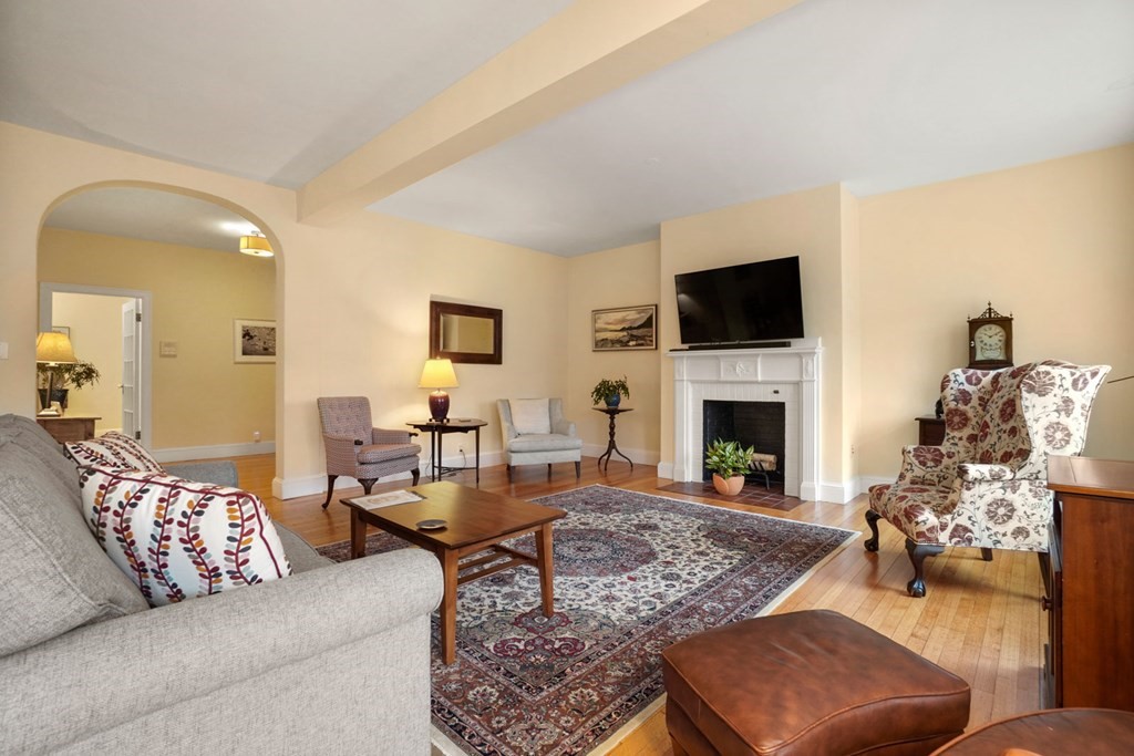 60 Browne Street, Unit 3 Brookline, MA 02446 - Photo 2 of 24