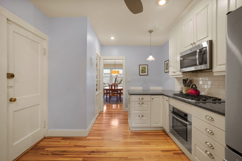 60 Browne Street, Unit 3 Brookline, MA 02446 - Photo 8 of 24