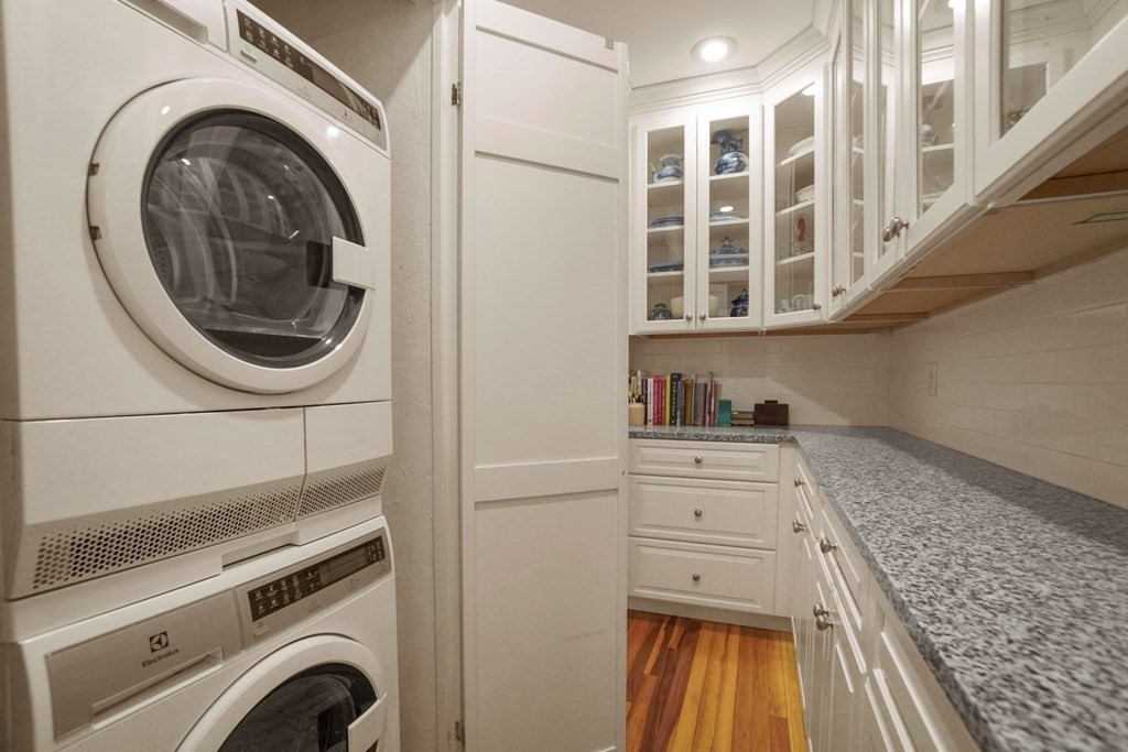 60 Browne Street, Unit 3 Brookline, MA 02446 - Photo 10 of 24