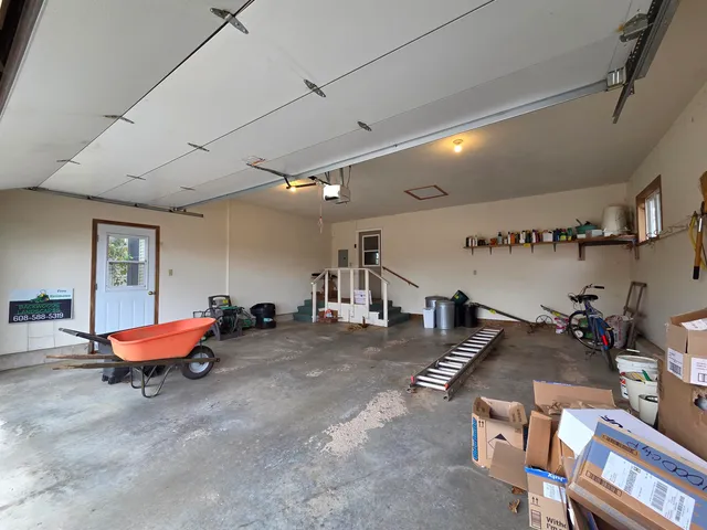 $539,900 | 20343 Effigy Mounds Lane, Muscoda, WI 53573