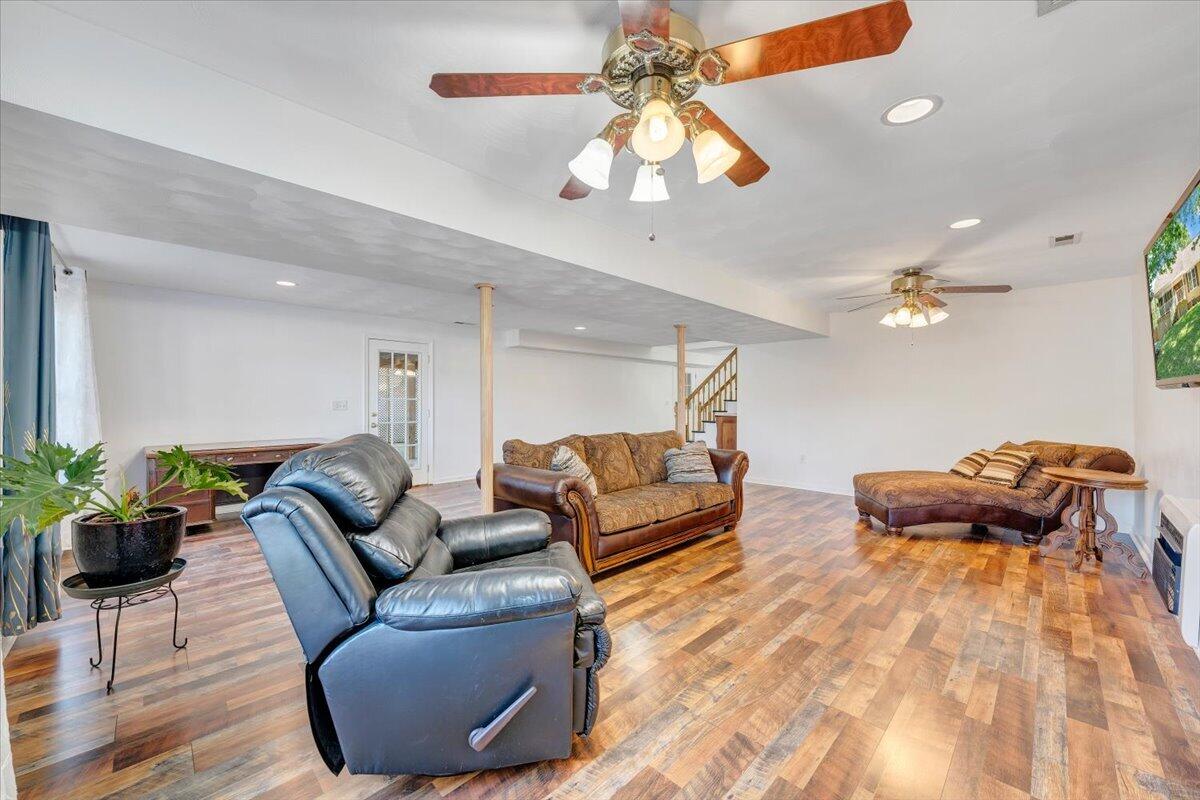 106 Diamond Road Salem, VA 24153 - Photo 31 of 51 042-MIB08715