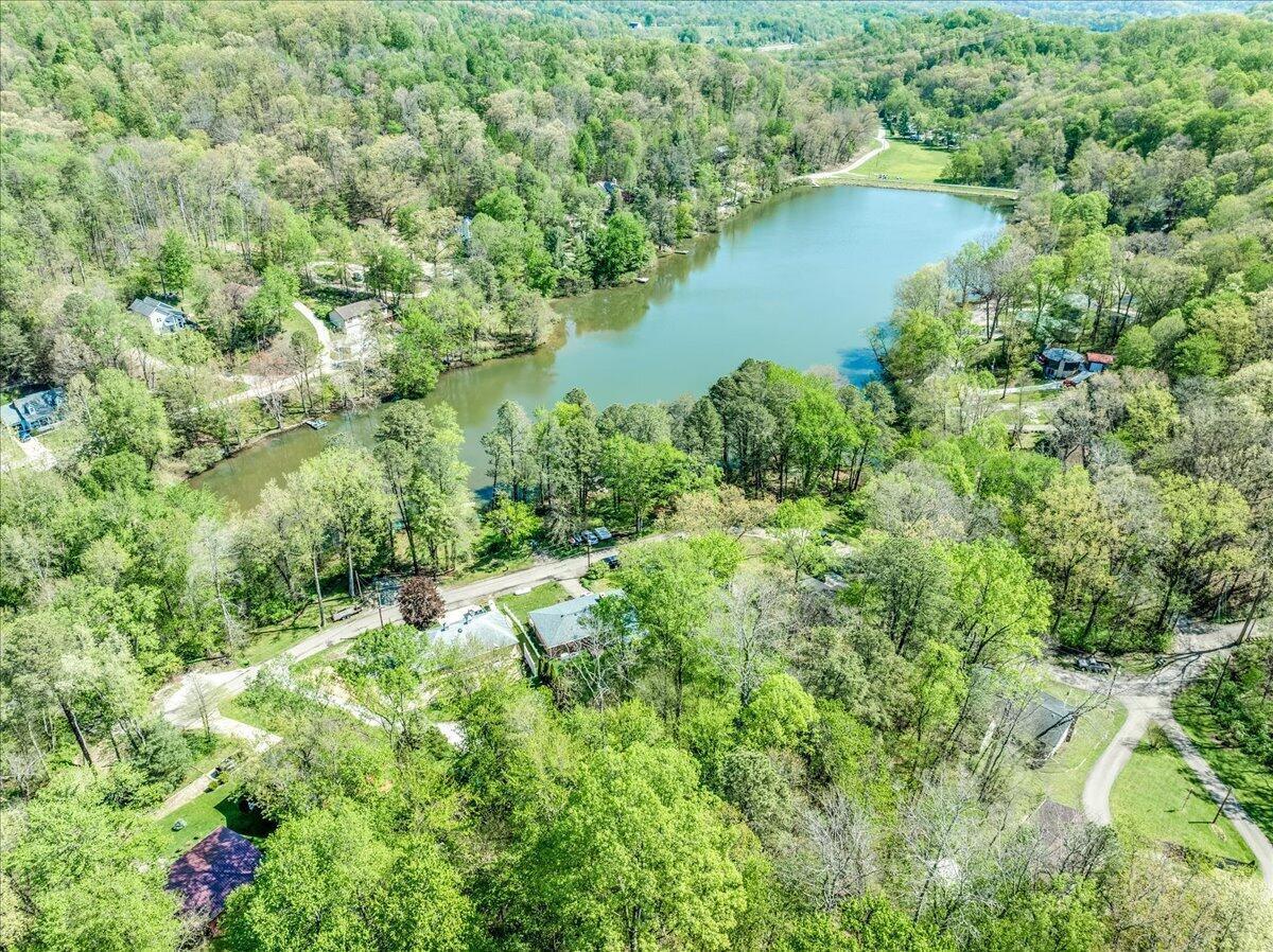 593 Ross Road Southeast Lancaster, OH 43130 - Photo 11 of 15 view of lot and lake