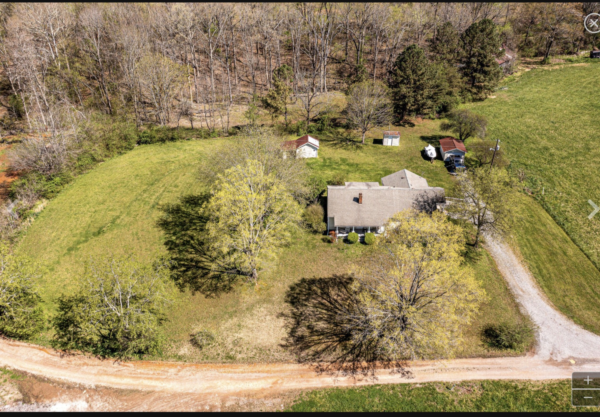 2633 Bearwallow Road Ashland City, TN 37015 - Photo 3 of 6 a view of bathtub in middle of the green field