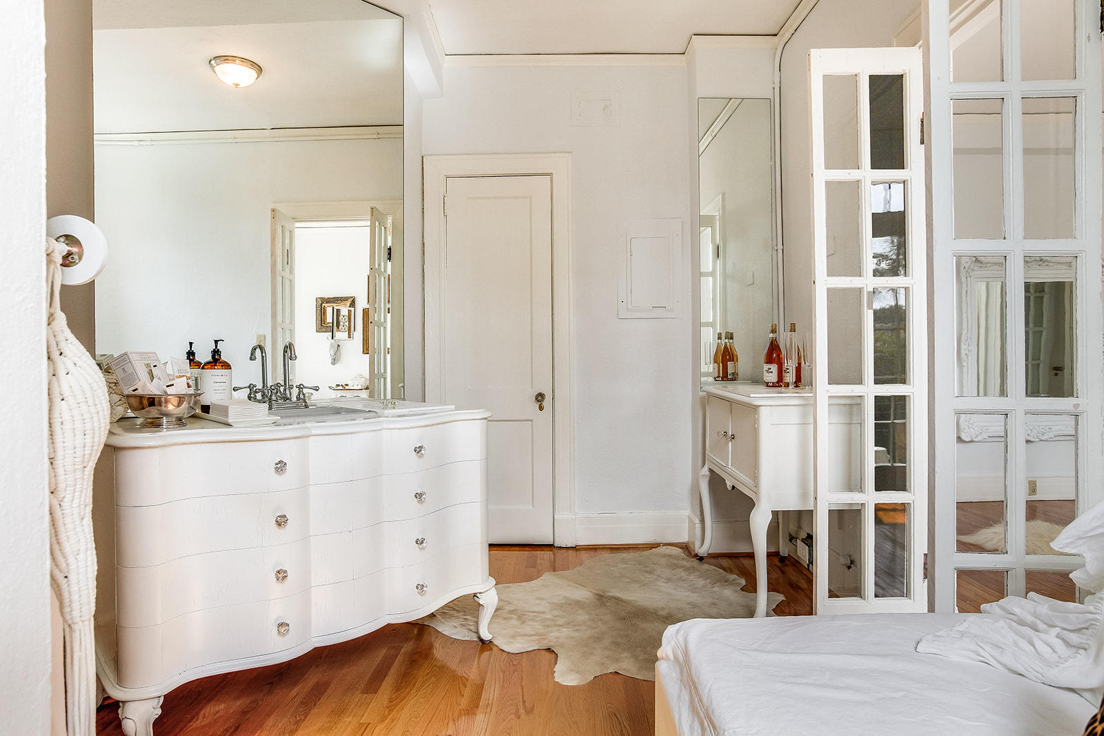 63 Rutledge Avenue, Unit 29 Charleston, SC 29401 - Photo 4 of 17 9H6B3434