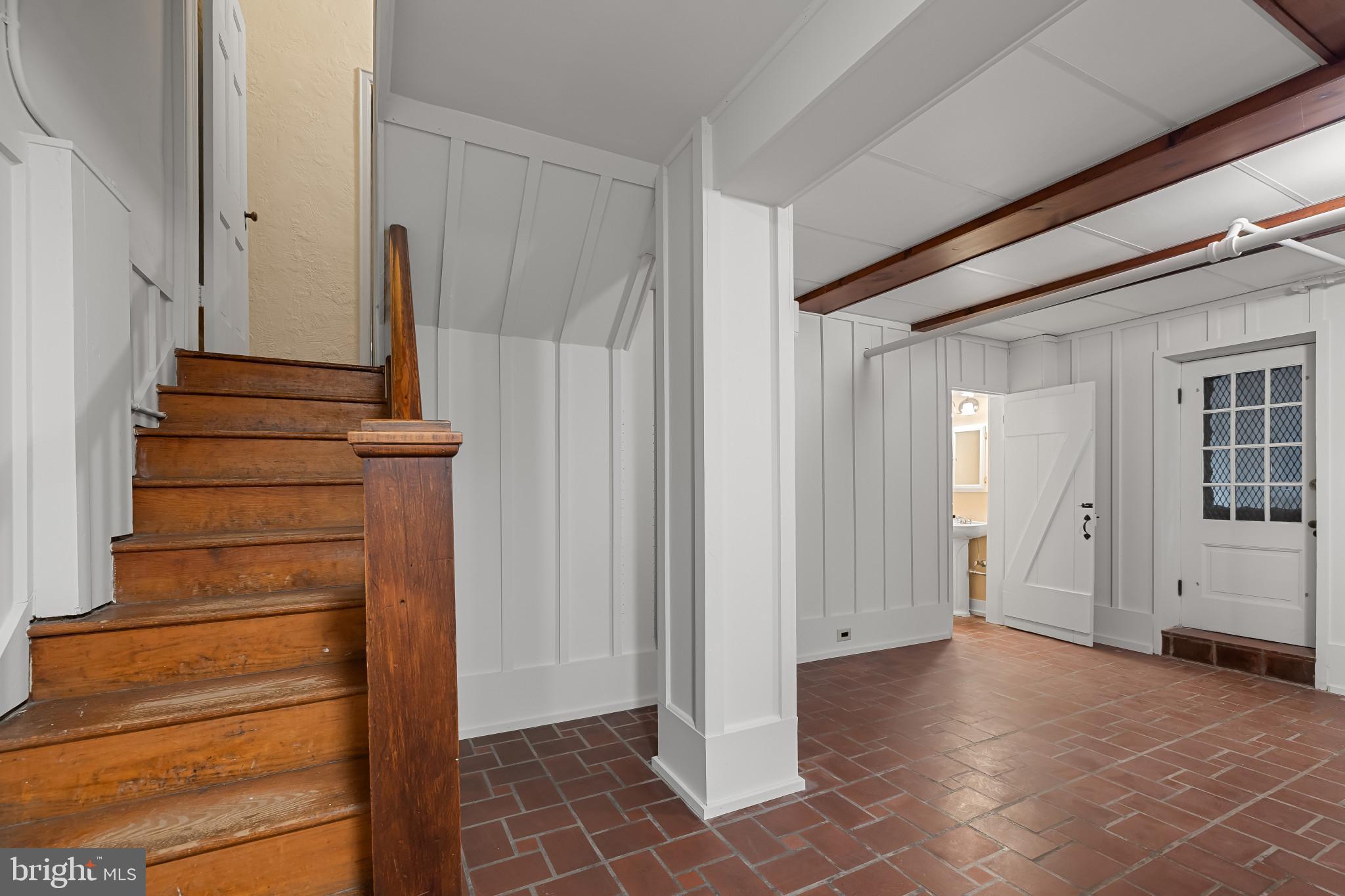 302 Tunbridge Road Baltimore, MD 21212 - Photo 40 of 77 Charming entryway with classic wood accents.