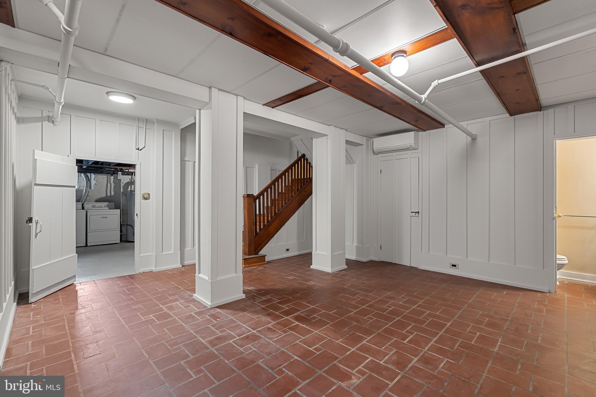 302 Tunbridge Road Baltimore, MD 21212 - Photo 69 of 77 a view of a livingroom with a staircase