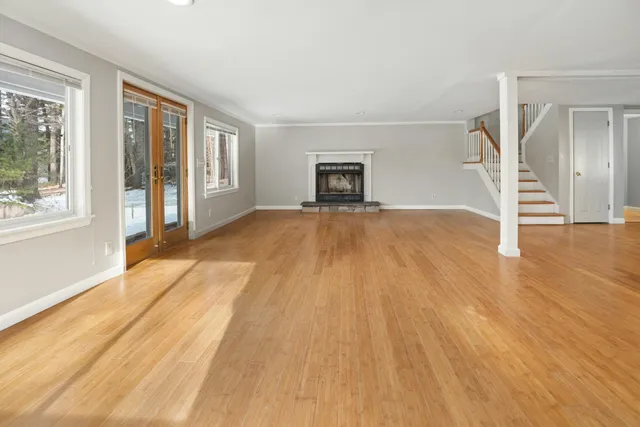 $450,000 | 294 Hio Ridge Shores South, Bridgton, ME 04009