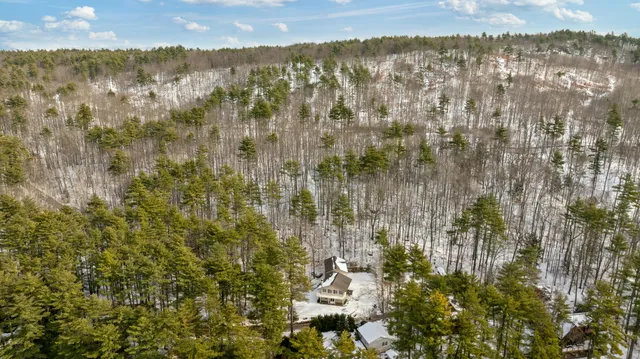 $450,000 | 294 Hio Ridge Shores South, Bridgton, ME 04009