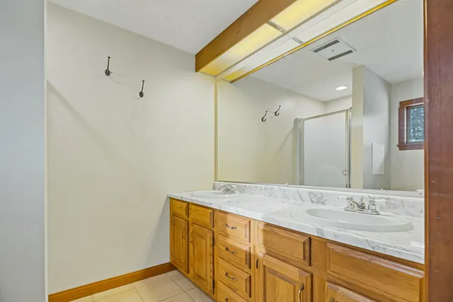 $450,000 | 294 Hio Ridge Shores South, Bridgton, ME 04009