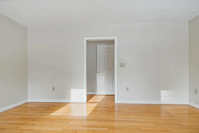 $450,000 | 294 Hio Ridge Shores South, Bridgton, ME 04009