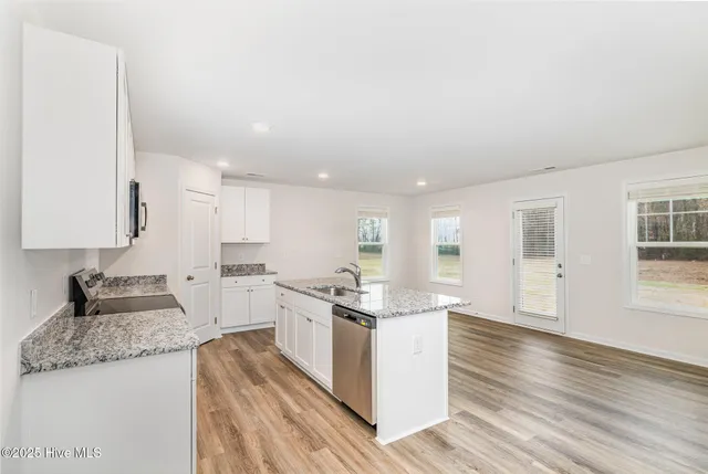 $344,950 | 70 Ham Farm Drive, La Grange, NC 28551