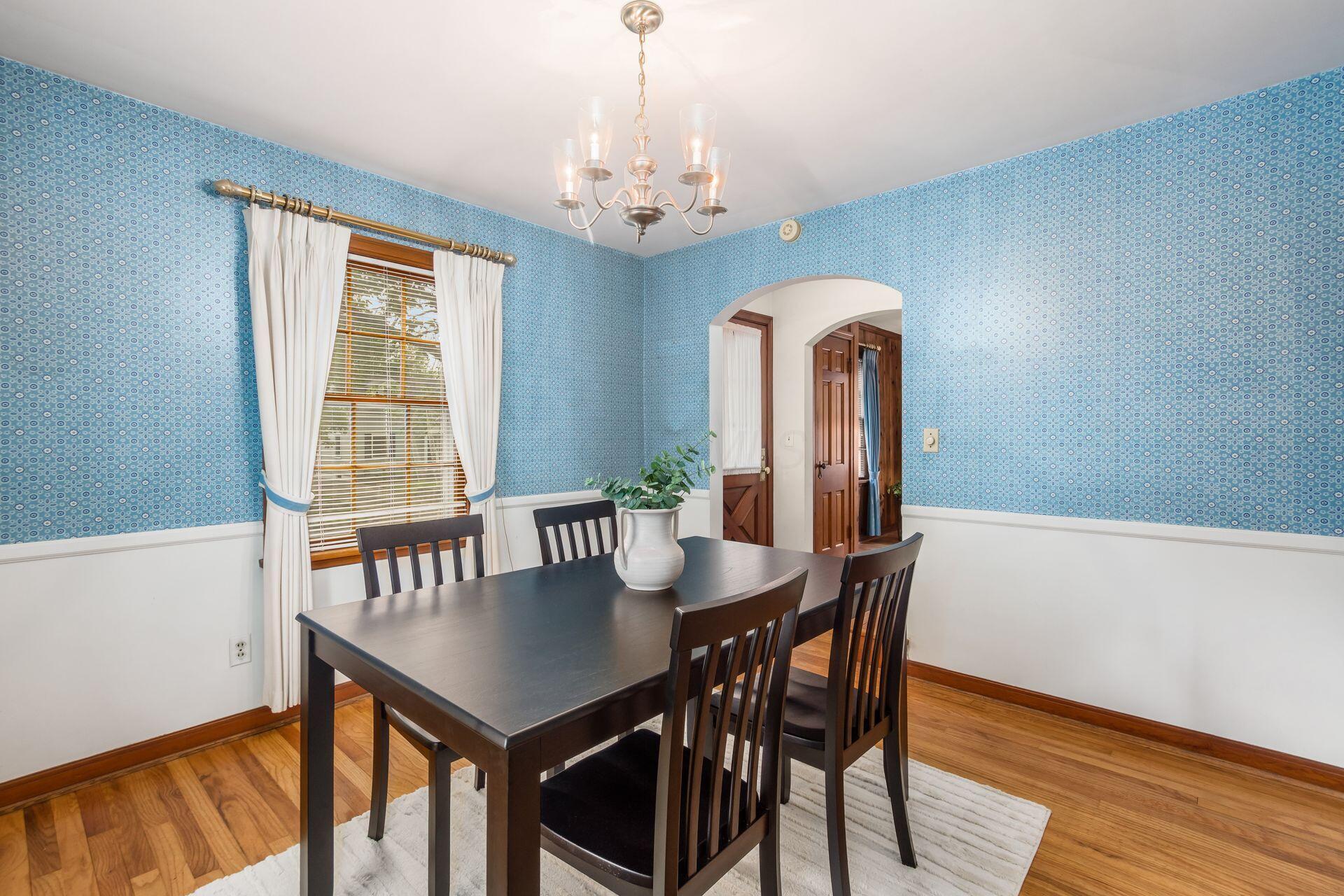 282 Garden Road Columbus, OH 43214 - Photo 11 of 38 Dining Room