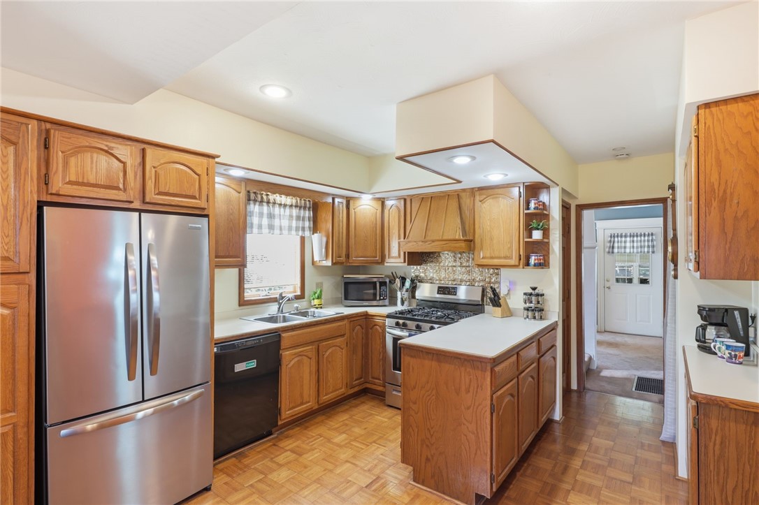 447 Pullman Avenue Rochester, NY 14615 - Photo 6 of 18