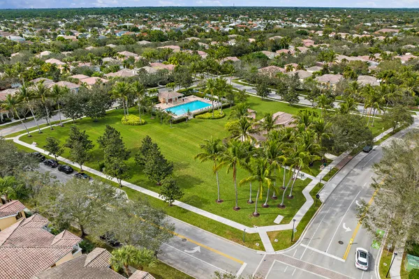 $620,000 | 4050 Parkside Drive, Jupiter, FL 33458