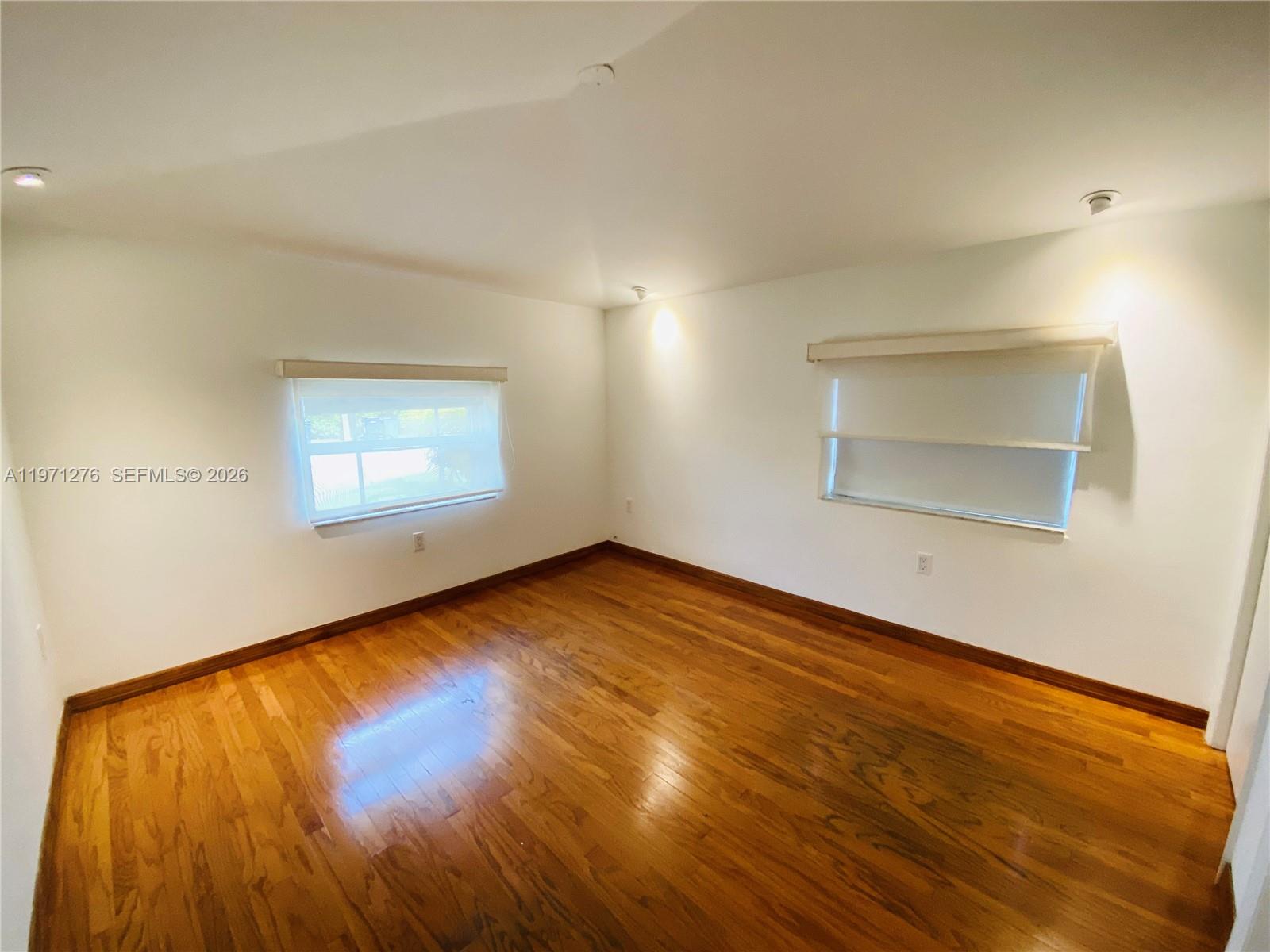 8959 Dickens Avenue Surfside, FL 33154 - Photo 22 of 28