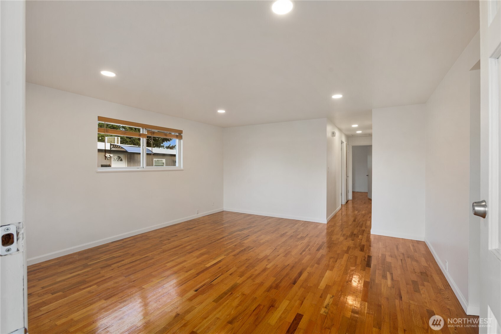 31368 13th Avenue South Federal Way, WA 98003 - Photo 6 of 36 a view of empty room with wooden floor