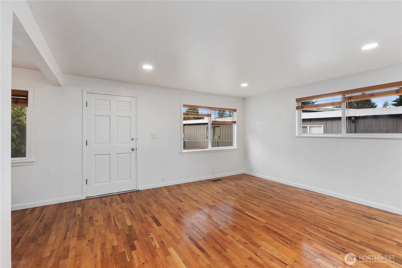 31368 13th Avenue South Federal Way, WA 98003 - Photo 10 of 36 a view of empty room with wooden floor