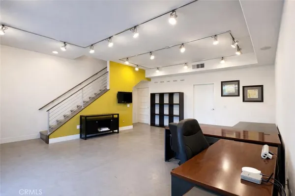 $4,500 | 1520 West Artesia Square, Unit E, Gardena, CA 90248