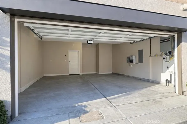 $4,500 | 1520 West Artesia Square, Unit E, Gardena, CA 90248