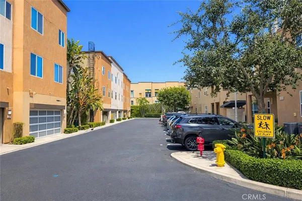 $4,500 | 1520 West Artesia Square, Unit E, Gardena, CA 90248