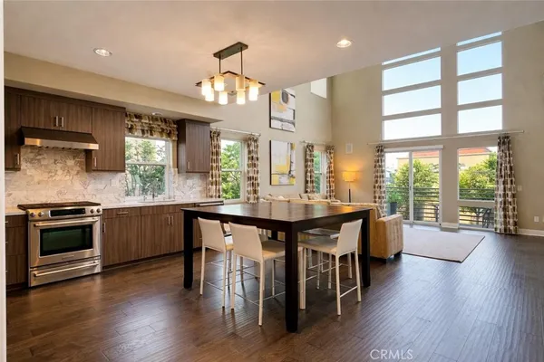 $4,500 | 1520 West Artesia Square, Unit E, Gardena, CA 90248
