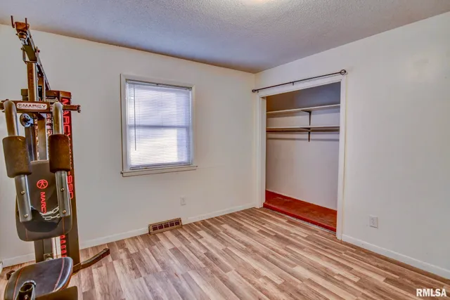 $109,900 | 411 West North Street, Morrisonville, IL 62546