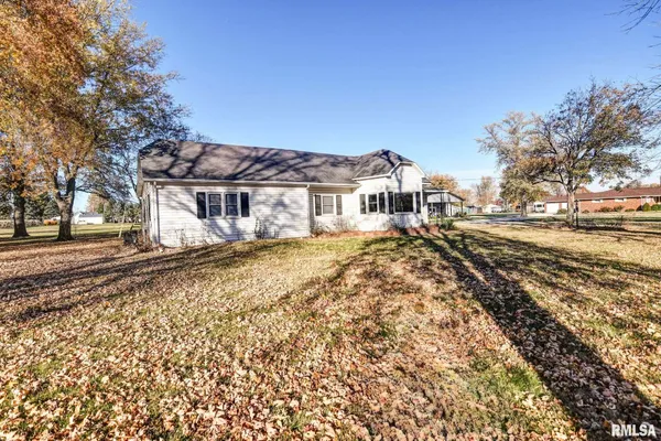 $109,900 | 411 West North Street, Morrisonville, IL 62546