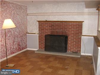 103 Chatham Road Mount Laurel, NJ 08054 - Photo 3 of 12 Family Room