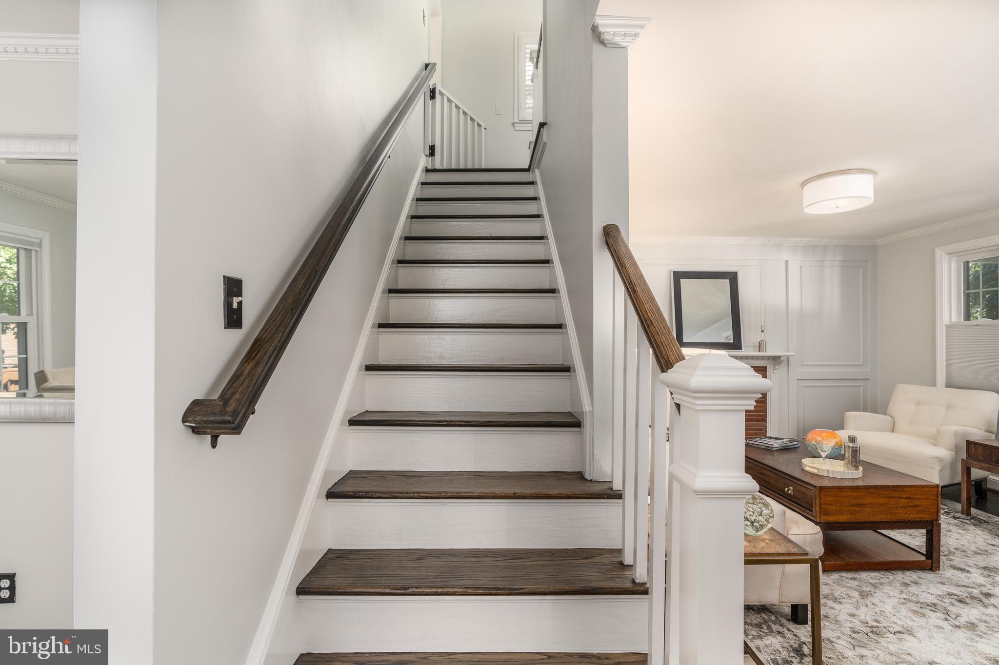 603 Russell Road Alexandria, VA 22301 - Photo 30 of 58 Stairs to upper level