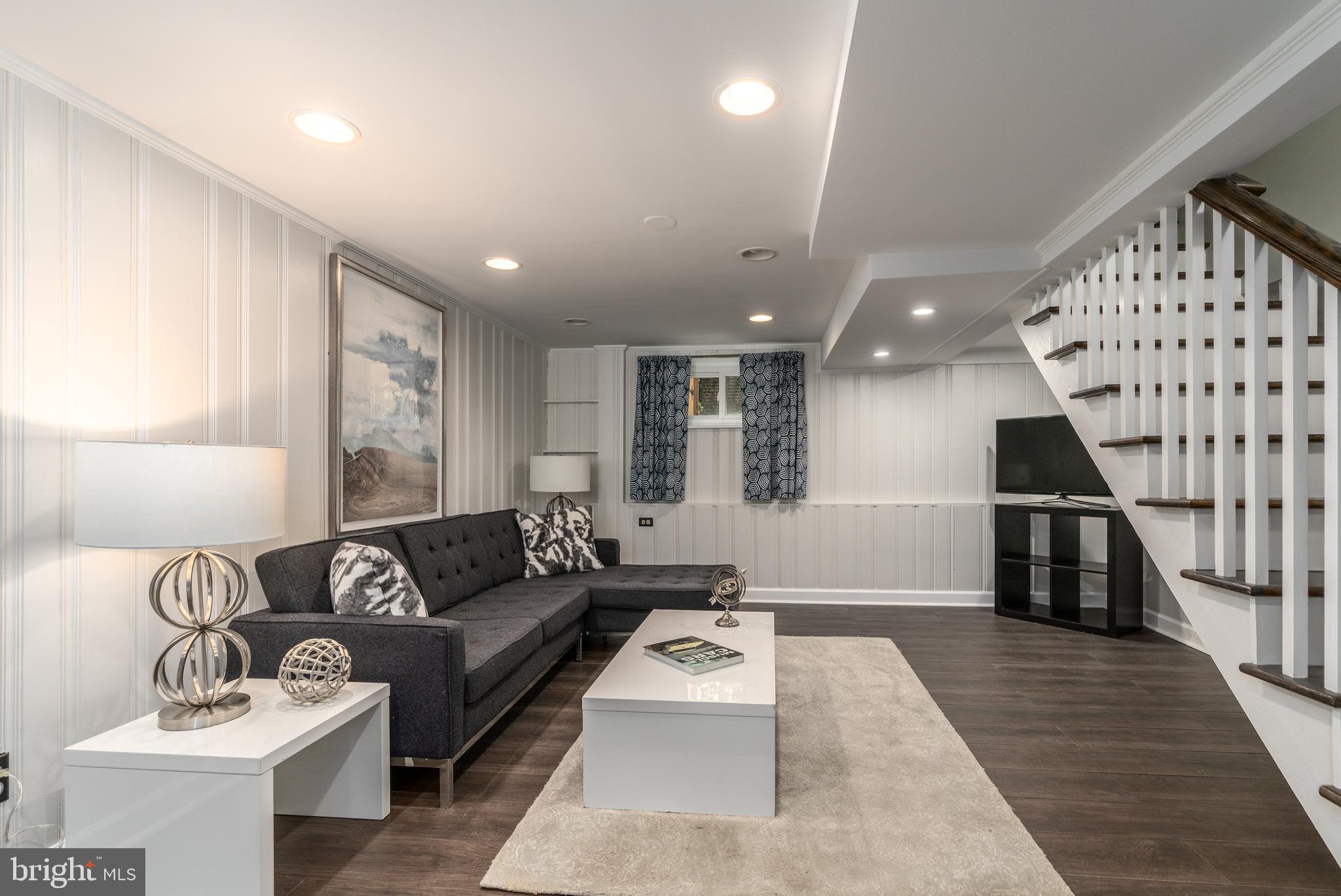 603 Russell Road Alexandria, VA 22301 - Photo 48 of 58 And lots of room to relax & watch TV/Game