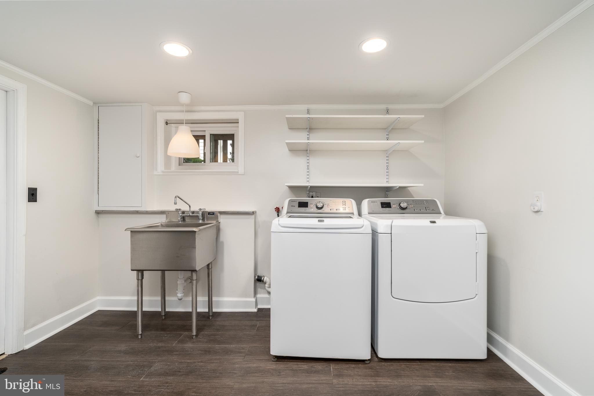 603 Russell Road Alexandria, VA 22301 - Photo 54 of 58 Lower level laundry w/ extra deep sink