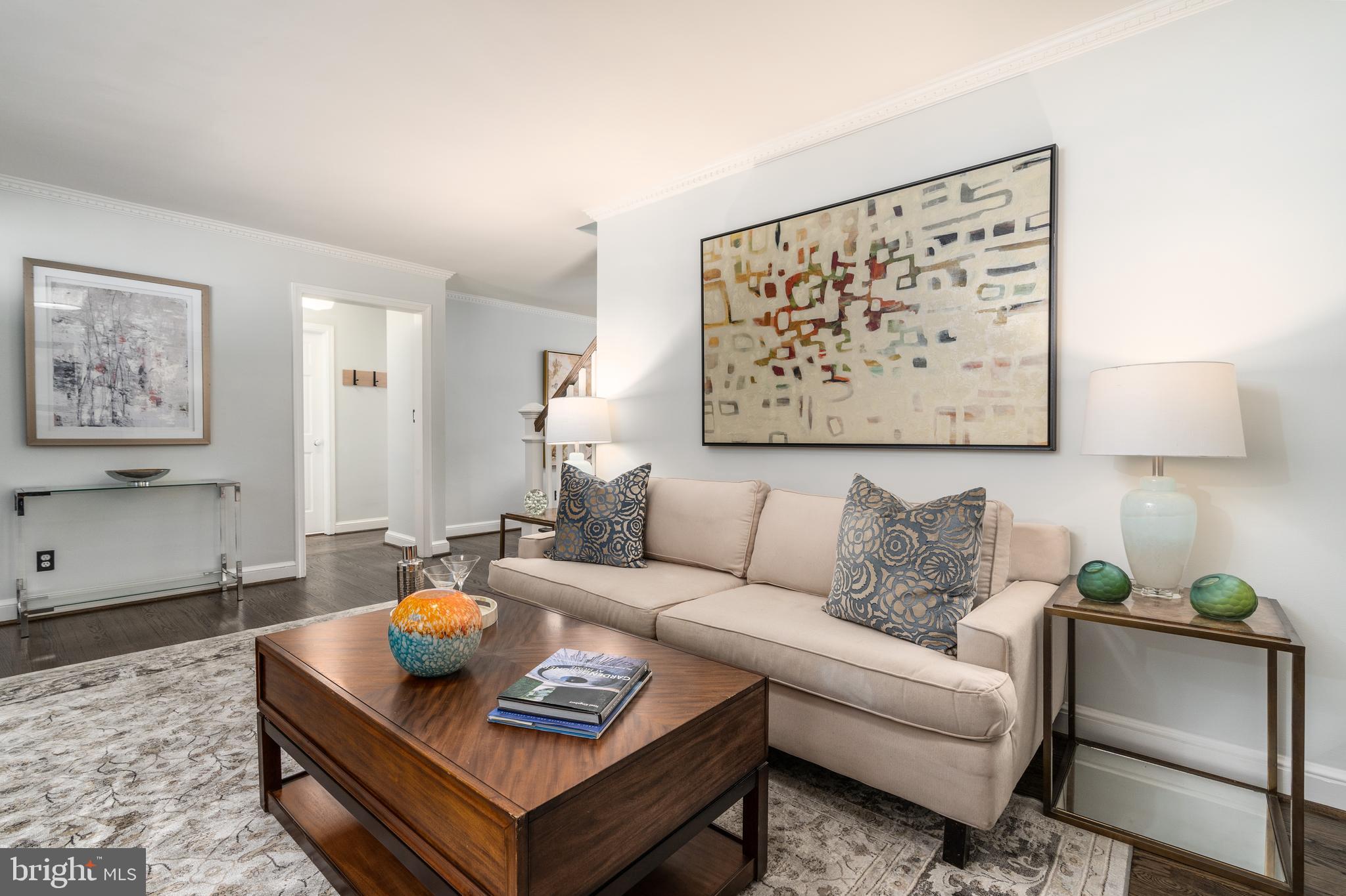 603 Russell Road Alexandria, VA 22301 - Photo 7 of 58