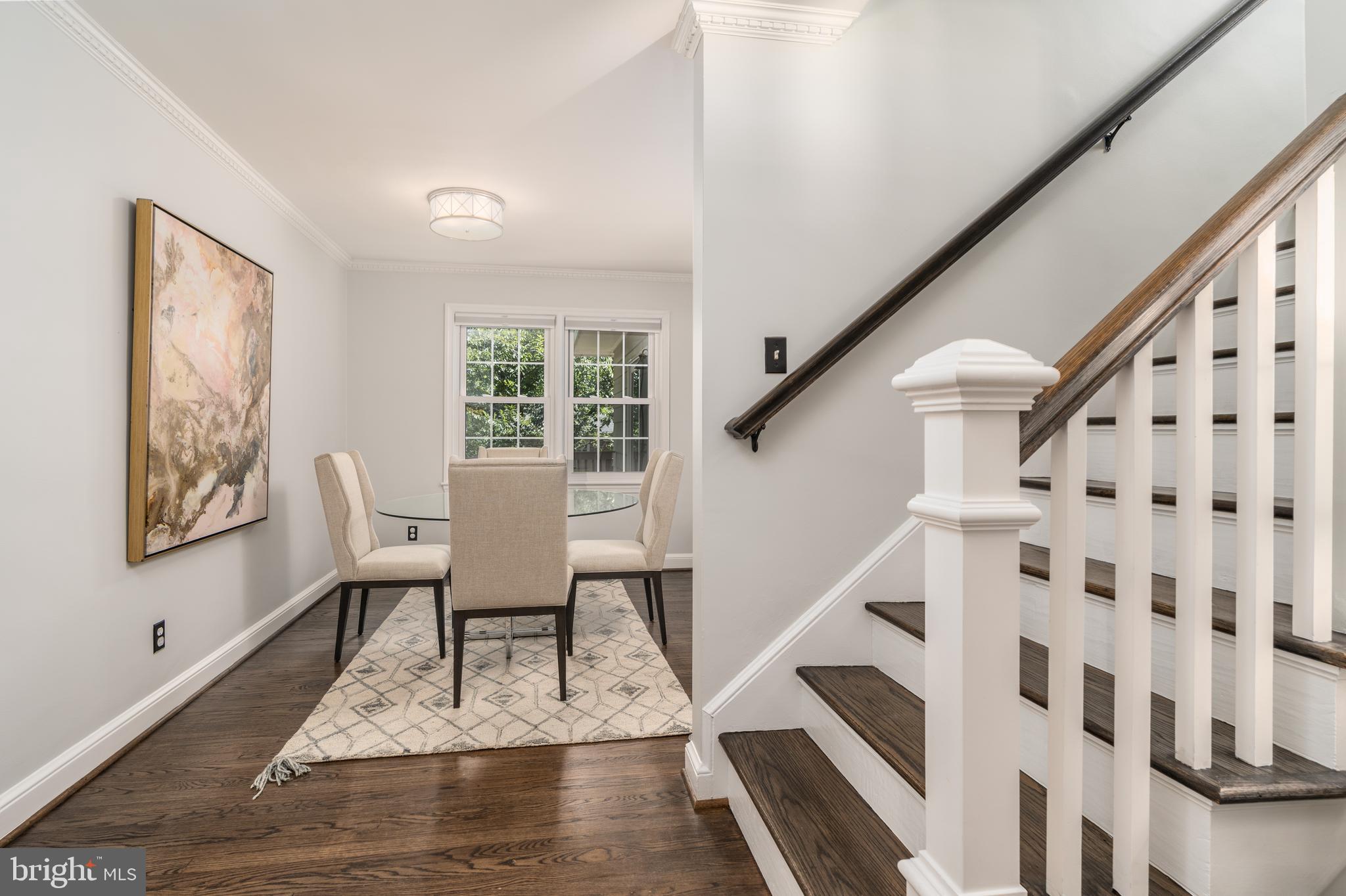 603 Russell Road Alexandria, VA 22301 - Photo 8 of 58 Entrance to dining room