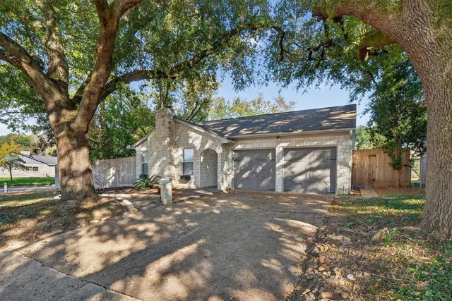 $2,450 | 31114 Stella Lane, Tomball, TX 77375