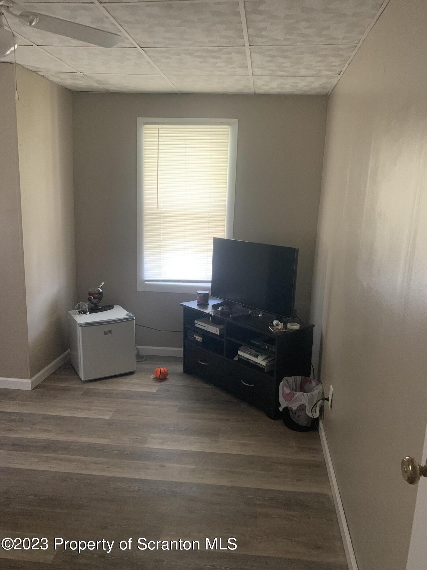 515 Fassold Street Moosic, PA 18507 - Photo 10 of 14 a living room with furniture