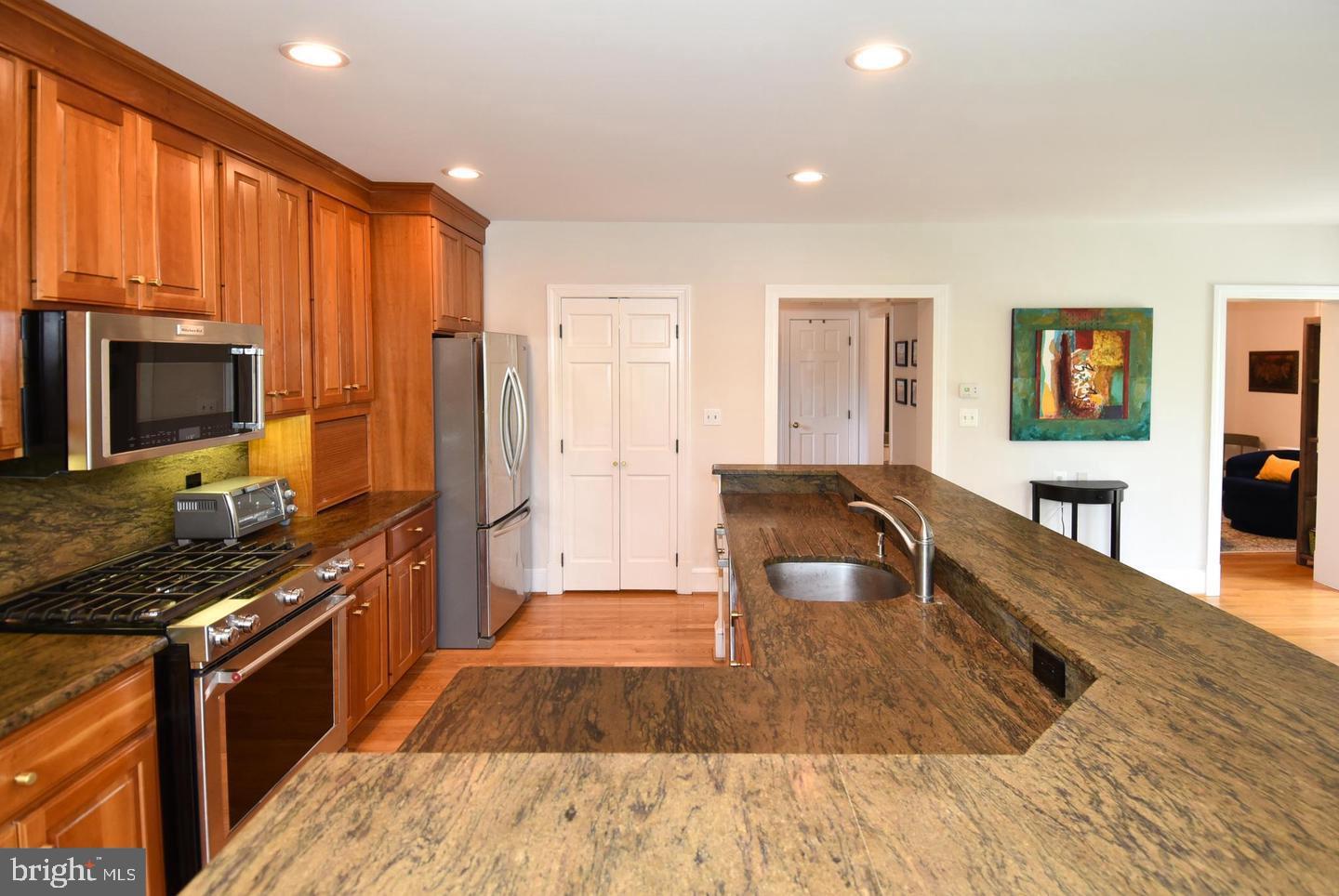 710 West View Terrace Alexandria, VA 22301 - Photo 21 of 58