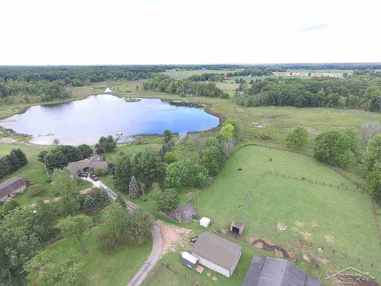 13888 South Reed Road Byron, MI 48418 - Photo 26 of 29 50025183-25.JPG