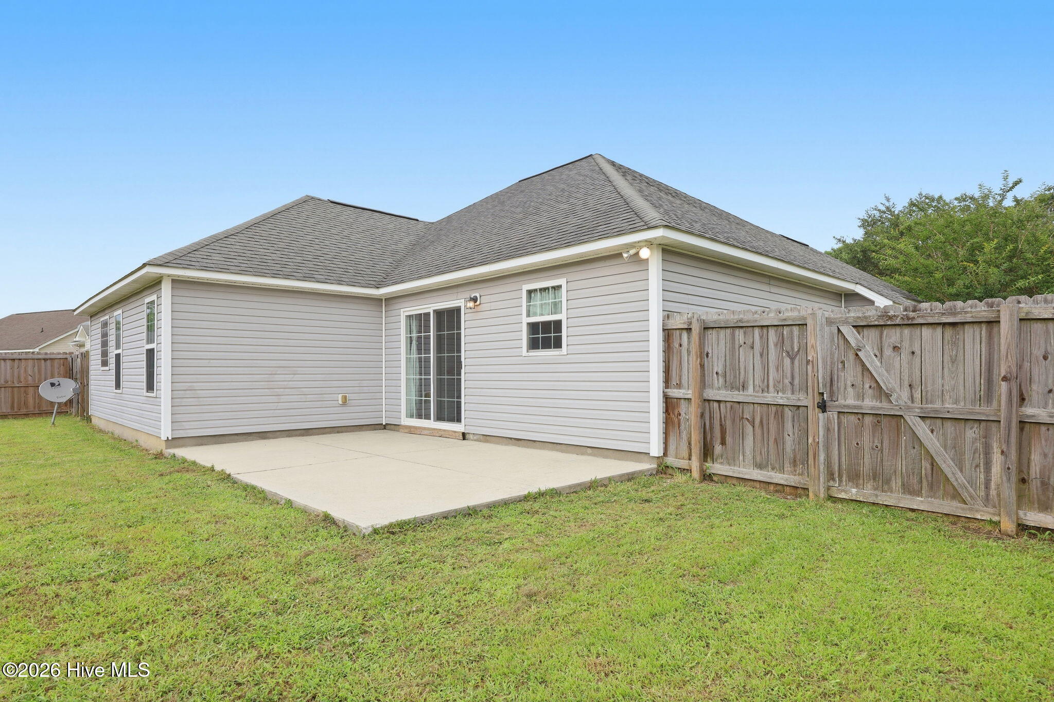 381 Sonoma Road Jacksonville, NC 28546 - Photo 9 of 43