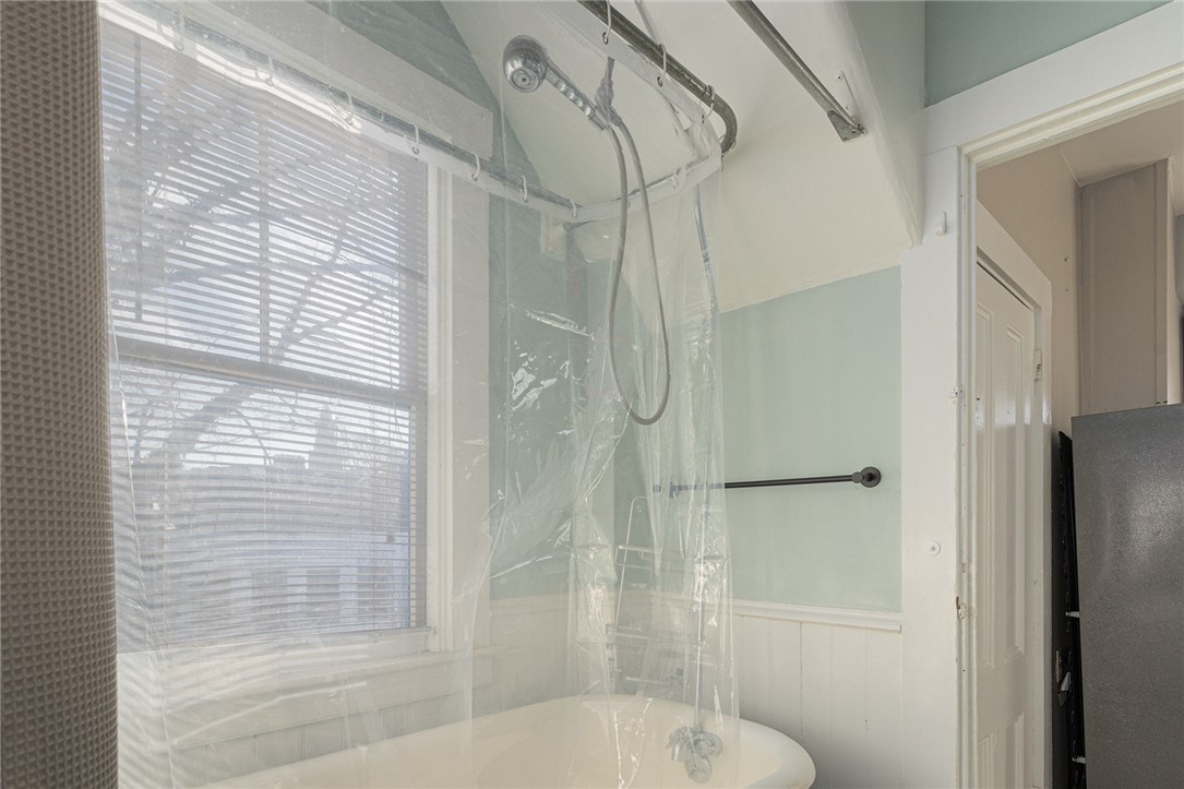 21 Spring Street, Unit 2 Newport, RI 02840 - Photo 21 of 28