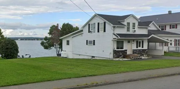 $299,900 | 481 Main Street, St. Agatha, ME 04772