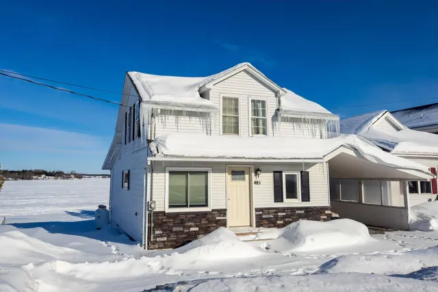 $299,900 | 481 Main Street, St. Agatha, ME 04772