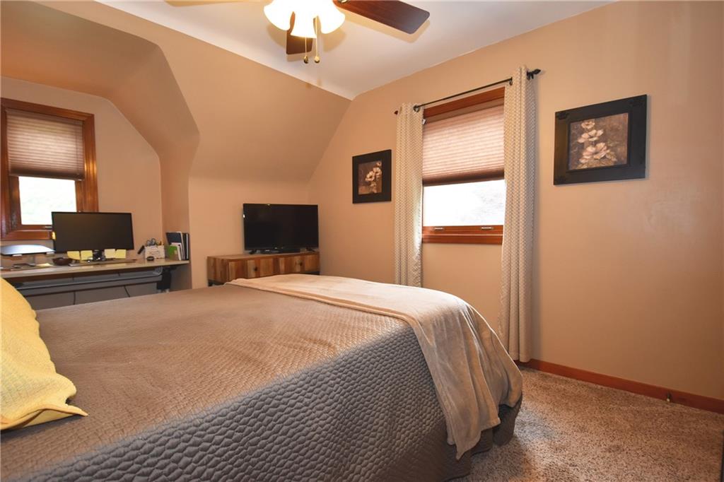 105 Leon Road Pittsburgh, PA 15220 - Photo 14 of 22 Gallery Image 14