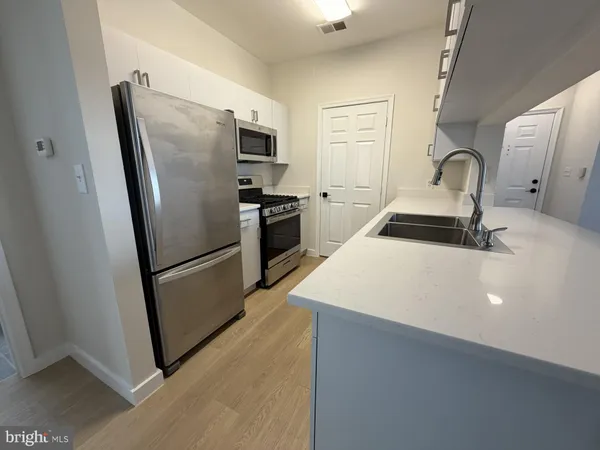 $257,900 | 13504 Derry Glen Court, Unit 201, Germantown, MD 20874