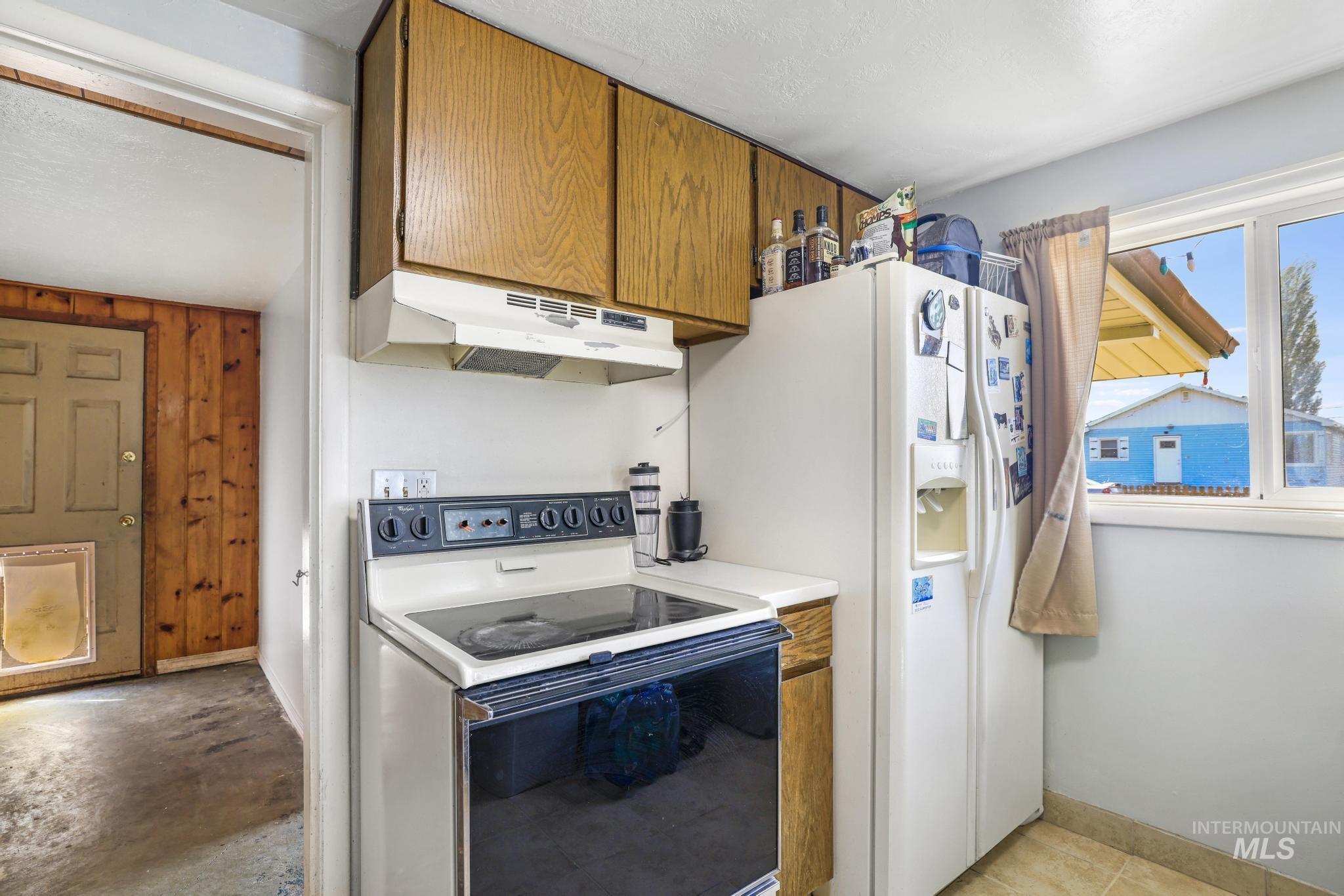 608 South C Street Rupert, ID 83350 - Photo 7 of 43