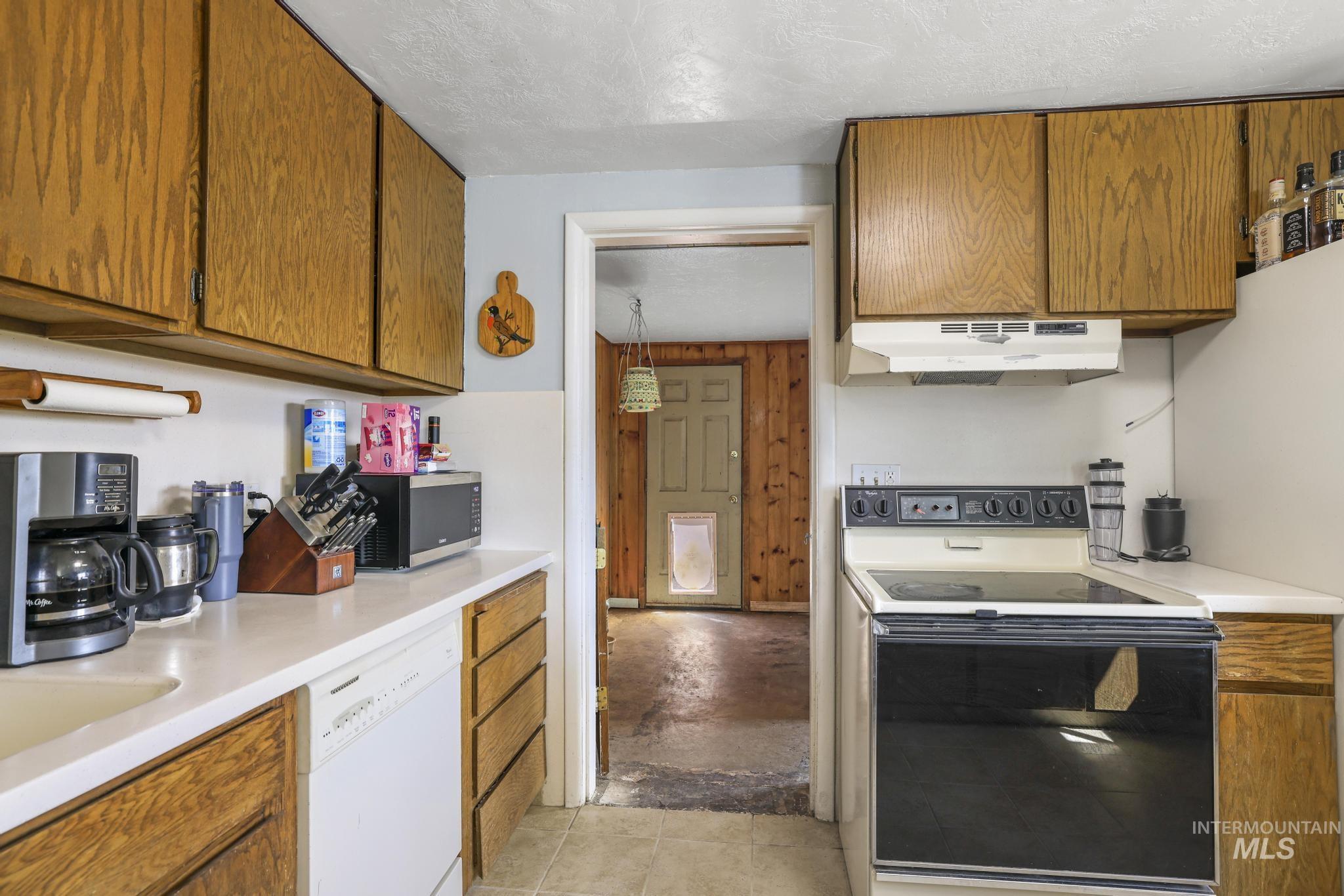 608 South C Street Rupert, ID 83350 - Photo 9 of 43