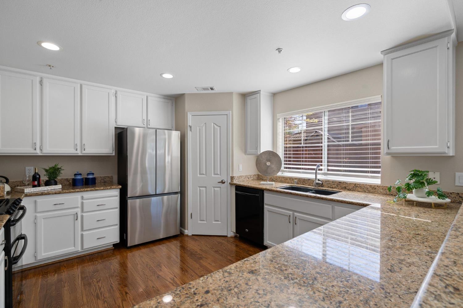 1363 Rincon Avenue Livermore, CA 94551 - Photo 14 of 65