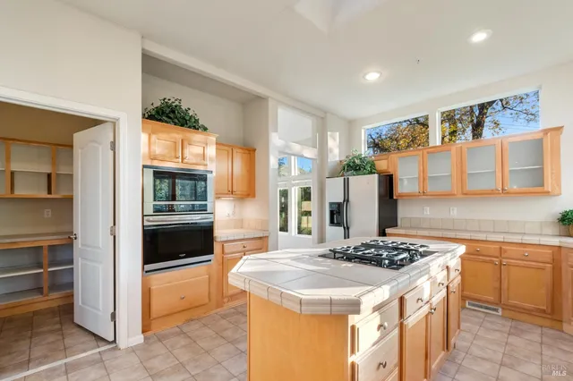 $796,500 | 4005 Cantelow Road, Vacaville, CA 95688