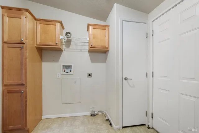 $796,500 | 4005 Cantelow Road, Vacaville, CA 95688