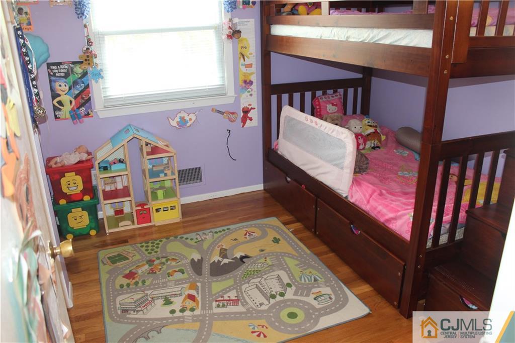 7 Lydia Lane Edison, NJ 08817 - Photo 12 of 17